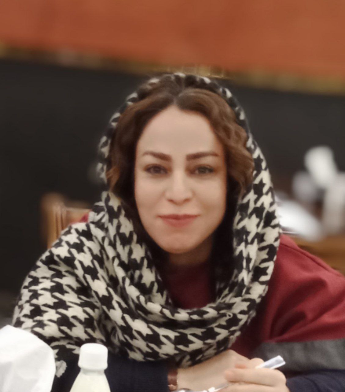 زهرا خشوعی
